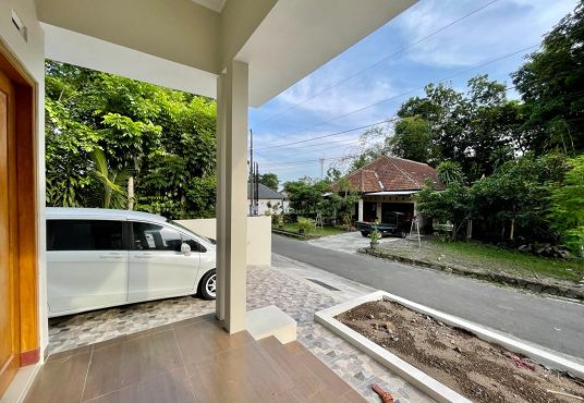 Rumah jakal km 13 dekat pasar jangkang