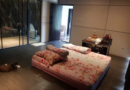 Rumah Asri Jakal km 12 FURNISHED Lokasi Tenang cocok untuk Expatriate