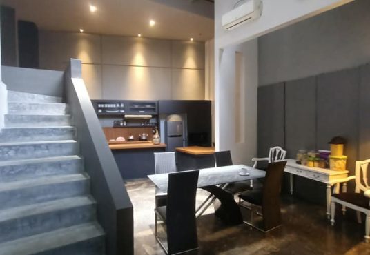 Rumah Asri Jakal km 12 FURNISHED Lokasi Tenang cocok untuk Expatriate