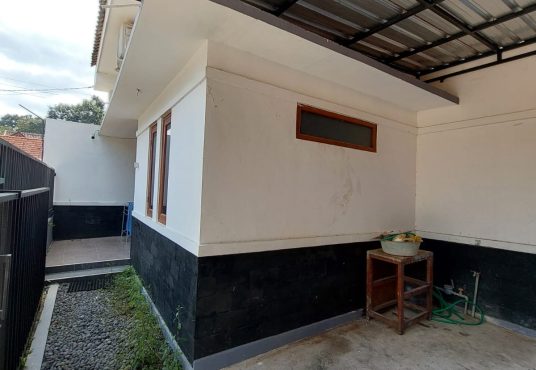 Dijual Kost Exclusive Jakal km 9