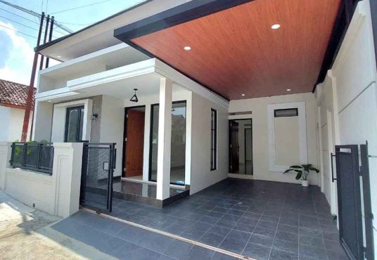 Rumah Baru Siap Huni Modern Istimewa Dekat Budi Mulia Tajem