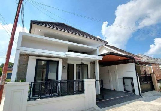 Rumah Baru Siap Huni Modern Istimewa Dekat Budi Mulia Tajem