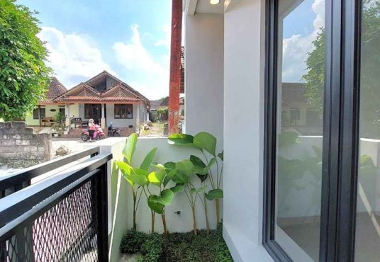 Rumah Baru Siap Huni Modern Istimewa Dekat Budi Mulia Tajem