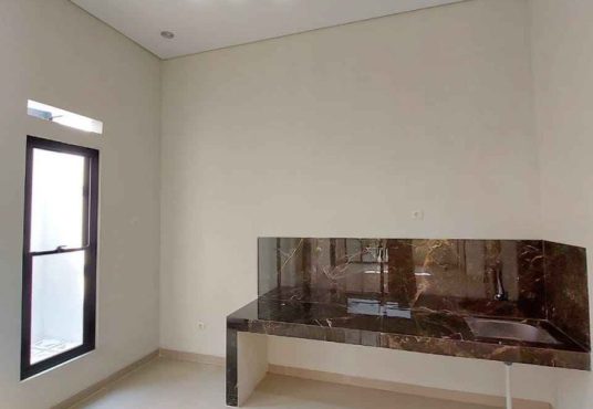 Rumah Baru Siap Huni Modern Istimewa Dekat Budi Mulia Tajem