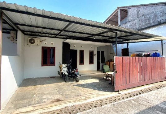 Rumah Minimalis dalam Cluster di Tajem