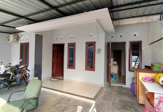 Rumah Minimalis dalam Cluster di Tajem