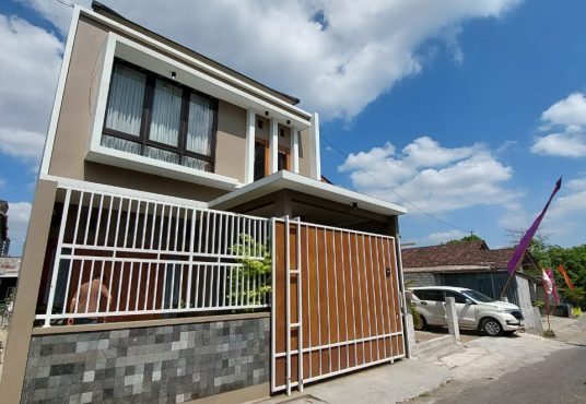 Rumah siap huni jl. Palagan dekat Hyatt dan Al-Azhar