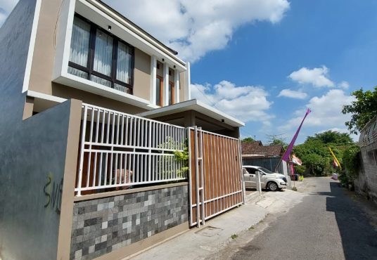 Rumah siap huni jl. Palagan dekat Hyatt dan Al-Azhar