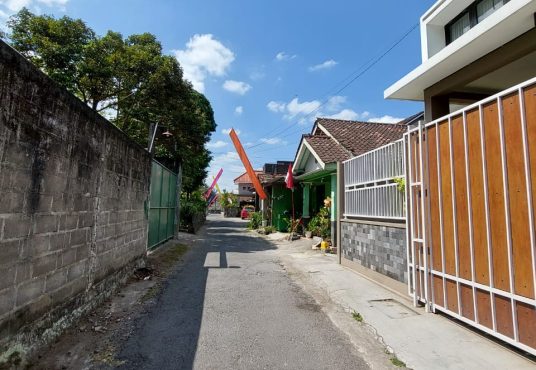 Rumah siap huni jl. Palagan dekat Hyatt dan Al-Azhar