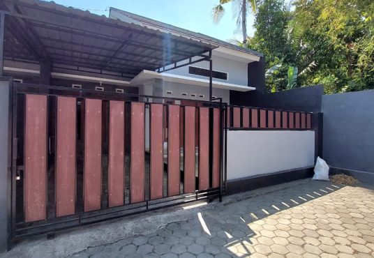 Rumah Minimalis Siap Huni Lingkungan Cluster di Cebongan