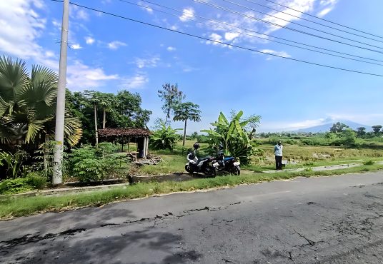 Tanah Pekarangan Murah STRATEGIS tepi Aspal di Jragung Jogotirto dekat Wisata Lava Bantal