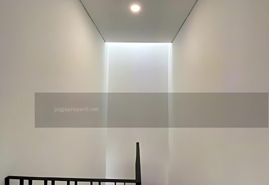 Rumah 2 Lantai Desain Modern utara Jogjabay