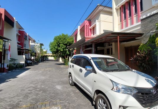 Dijual Rumah di JEC Residence