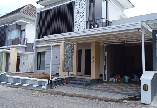 Rumah 2 lantai dalam Perumahan Jl. Palagan km 7 belakang Hyatt