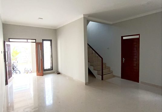 Rumah 2 lantai dalam Perumahan Jl. Palagan km 7 belakang Hyatt