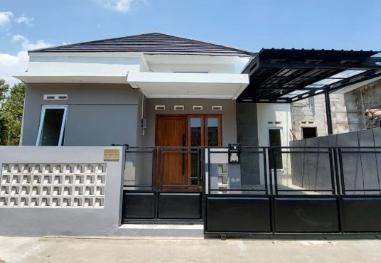 Rumah cantik Siap huni Tegaltirto Berbah