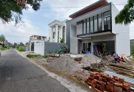 Rumah Mewah Modern Kontemporer di Banyuraden Gamping Sleman