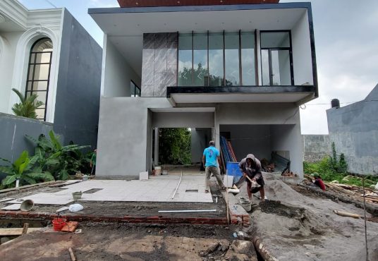 Rumah Mewah Modern Kontemporer di Banyuraden Gamping Sleman