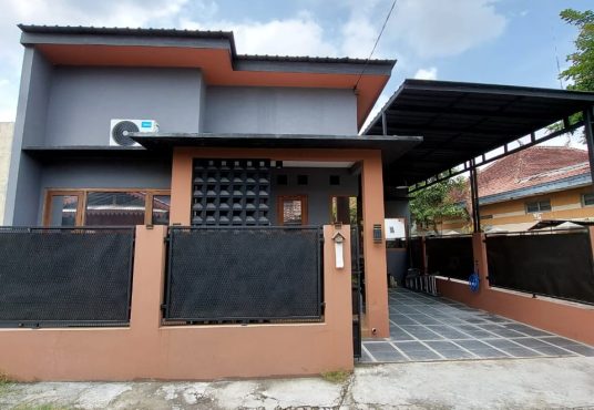 Rumah Cantik Hook MURAH Siap huni di Sidomoyo jl. Godean