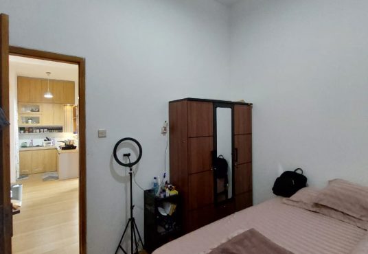 Rumah Cantik Hook MURAH Siap huni di Sidomoyo jl. Godean