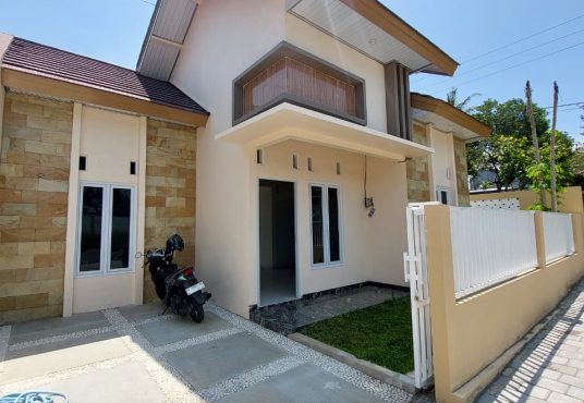 Rumah Siap huni jakal km 12 dekat pasar jangkang