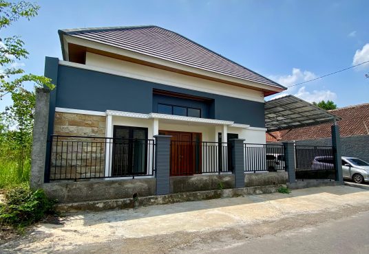 Rumah Jakal km 13 Klidon dekat UII