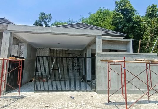 Rumah Limasan Mewah di Prambanan