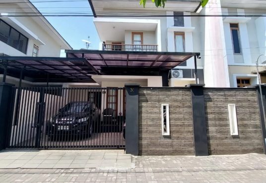 Rumah 2 lantai Siap Huni di Seturan dekat UPN