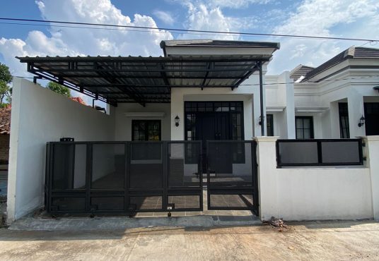 Rumah Baru Siap Huni Jakal km 9 Dekat UGM