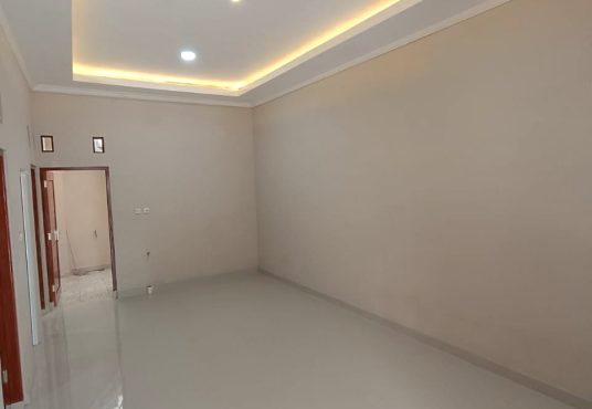 Rumah cantik Siap huni Barat Pasar Cebongan