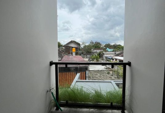 Rumah Modern Kontemporer Furnished Jakal km 13 dekat Kampus UII