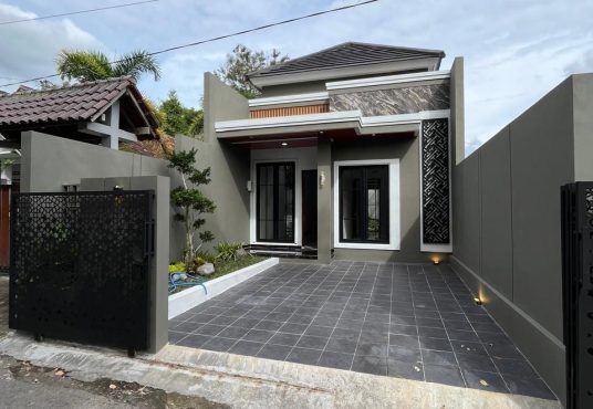 Rumah Modern Siap Huni dekat Kampus UII