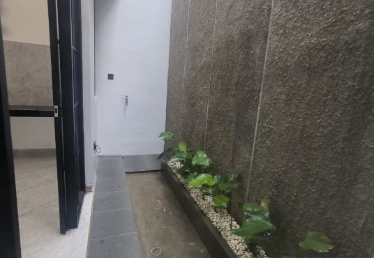 Rumah Baru Siap Huni Desain Classic Modern dekat Pasar Cebongan