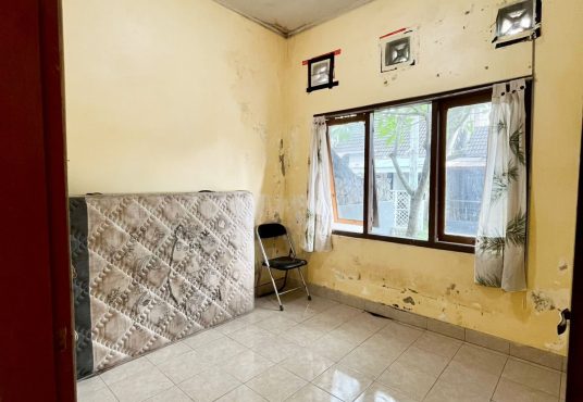 Rumah Dijual di Perumahan Puri Domas tajem