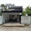 Rumah Modern Kontemporer dekat SD Model