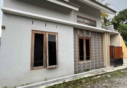 Rumah 2 lantai Siap Huni dekat UII