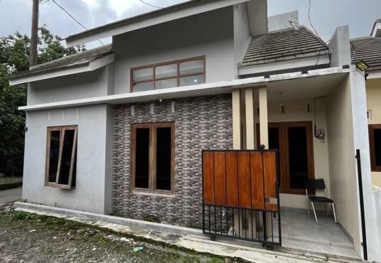 Rumah 2 lantai Siap Huni dekat UII