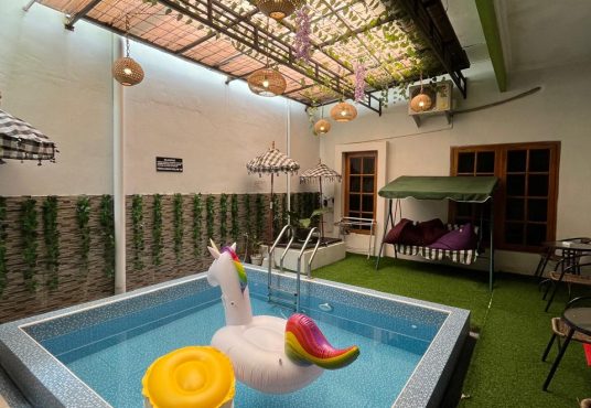 Rumah Mewah Klasik dengan Private Pool dkt RSA UGM