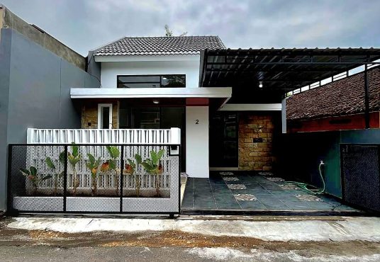 Rumah Minimalis Modern di Tirtoadi Mlati Sleman