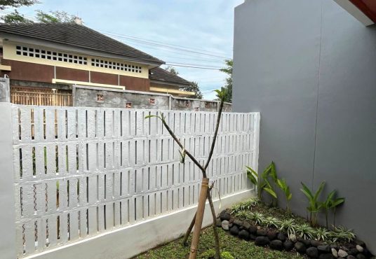 Rumah Minimalis Modern di Tirtoadi Mlati Sleman