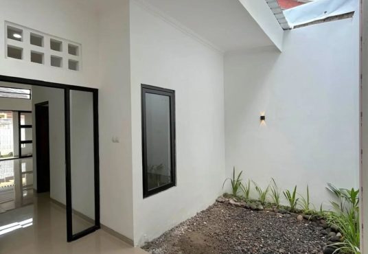 Rumah Minimalis Modern di Tirtoadi Mlati Sleman