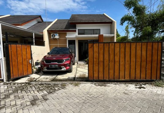 Rumah Cantik Modern Dalam Cluster Dekat Pasar Pleret Bantul