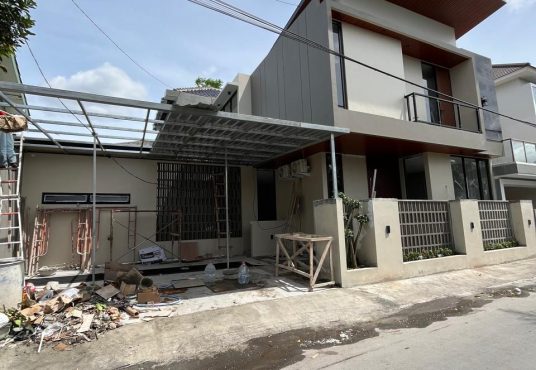 Rumah Mewah Kontemporer 2 Lantai Modern Dekat Kampus Budi Mulia Tajem