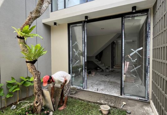 Rumah Mewah Kontemporer 2 Lantai Modern Dekat Kampus Budi Mulia Tajem