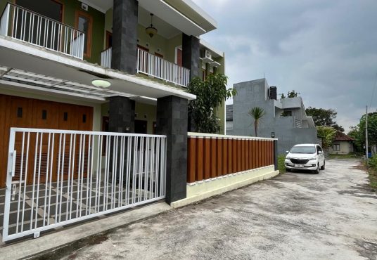 Rumah Mewah 2 Lantai Tamanmartani Kalasan