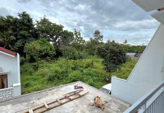 Rumah Mewah 2 Lantai Modern Dekat Budi Mulia