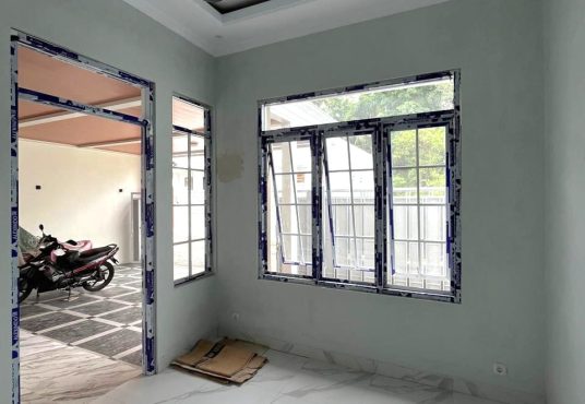 Rumah Mewah 2 Lantai Modern Dekat Budi Mulia