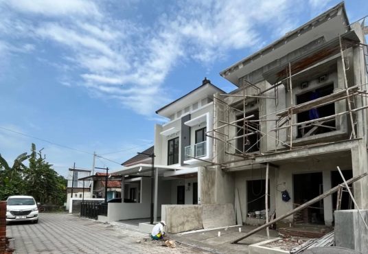 Rumah MURAH 2 lantai Griya Alam Candi Prambanan