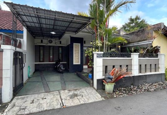 Rumah Luas Strategis di Lempongsari cocok untuk Homestay