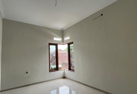 Rumah Baru 2 Lantai Perumahan Jakal km 8